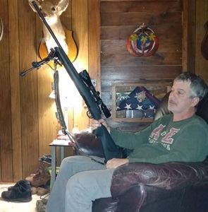 Meet your Posher, Ernest